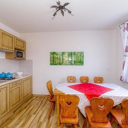 Goralowe Domki & Spa Banska Bagian luar foto